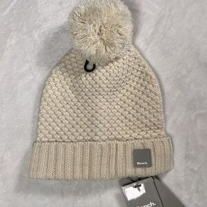 Cableknit beanie from Bench ❄️ cream ❄️ NWT